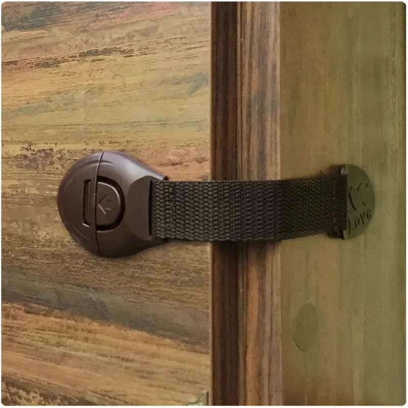 5 ピース/ロットブラウンキャビネット安全ロックベビー家具ド - Furniture Hardware Suppliers のレビューと価格